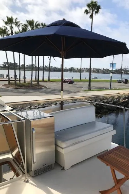 1985 Hatteras Motoryacht