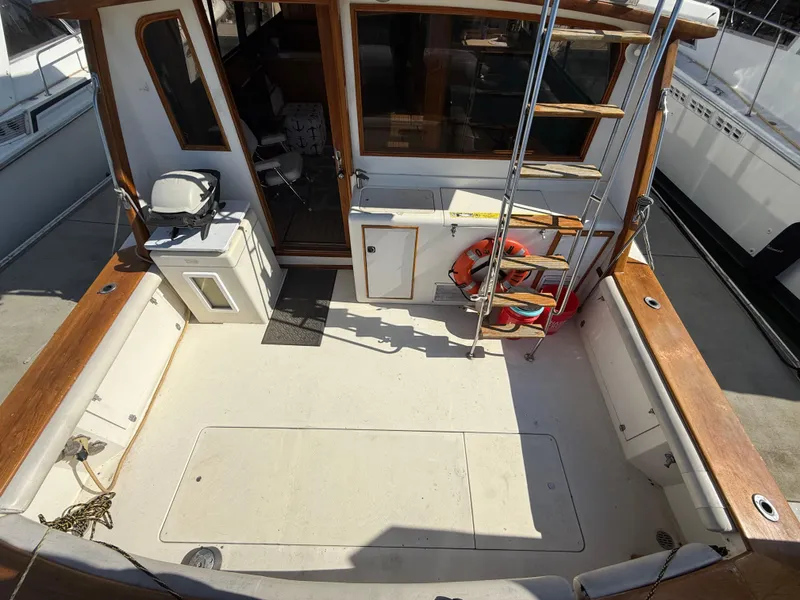 1989 Egg Harbor 41 Convertible