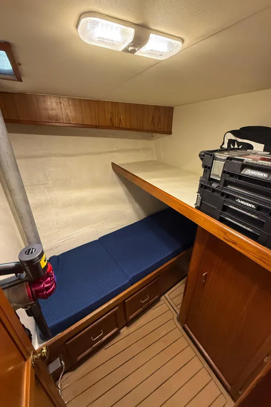 1989 Egg Harbor 41 Convertible