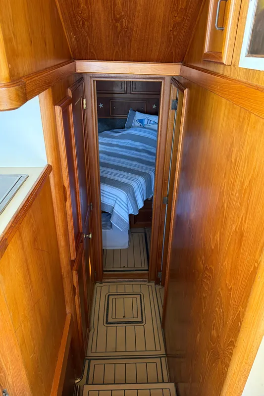1989 Egg Harbor 41 Convertible