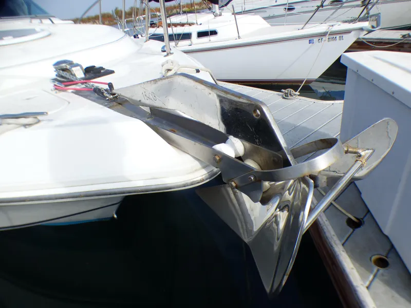 2001 Monterey 302 Cruiser