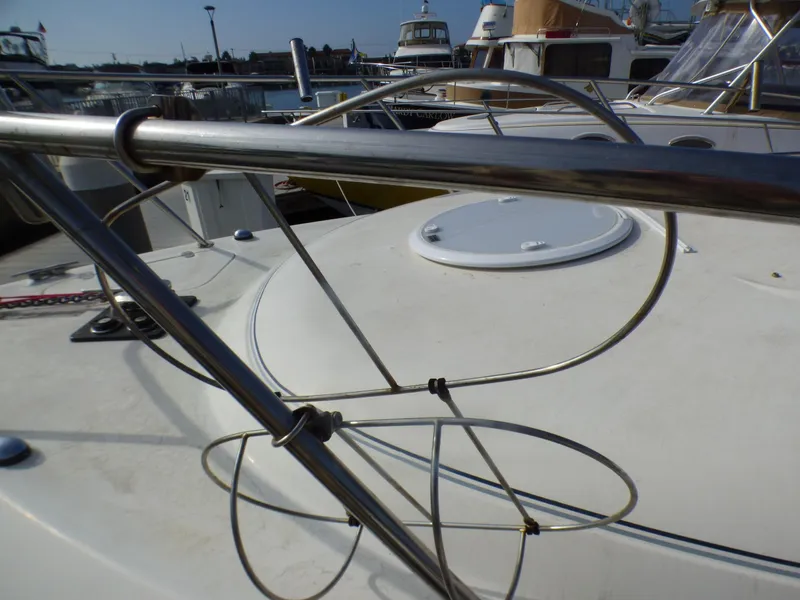 2001 Monterey 302 Cruiser