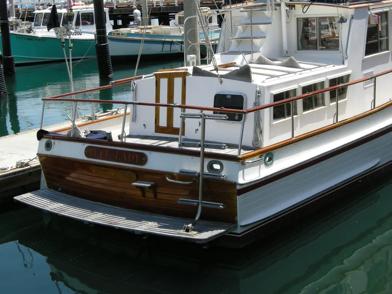 close stern