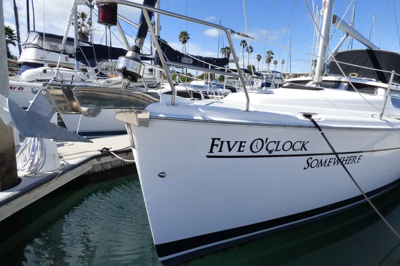 2006 Hunter 41 Deck Salon