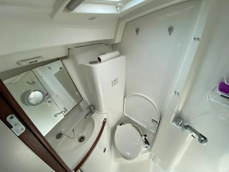 2003 Beneteau 423