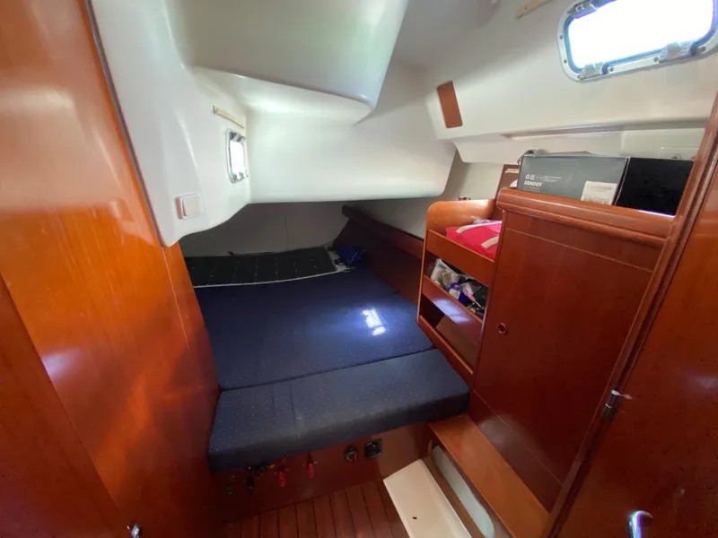 2003 Beneteau 423