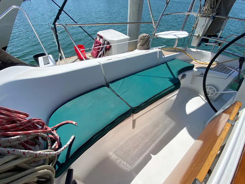 2003 Beneteau 423