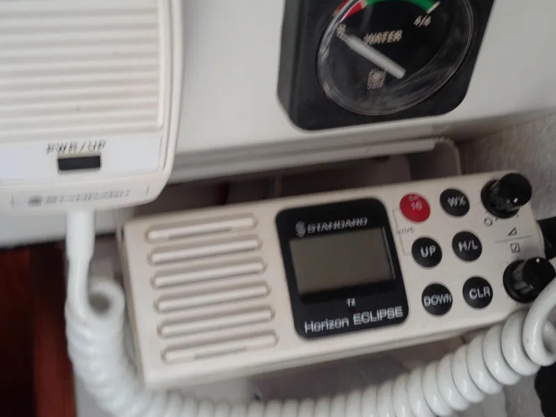 VFH Radio
