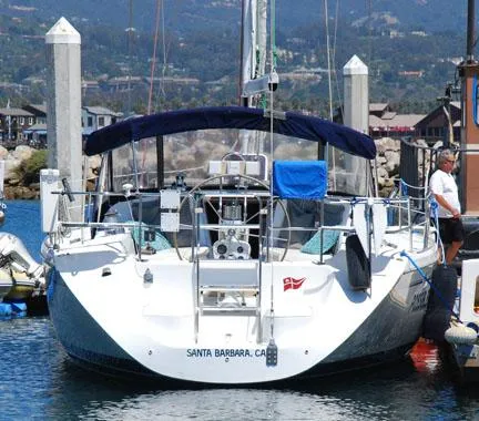 Stern Walk Thru Transom