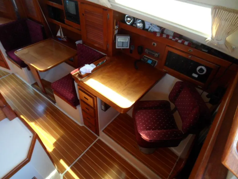 1989 Catalina 36