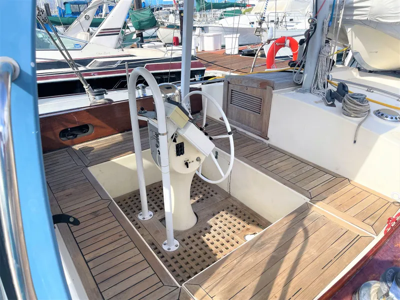 1980 Whitby Yachts 42 Center Cockpit