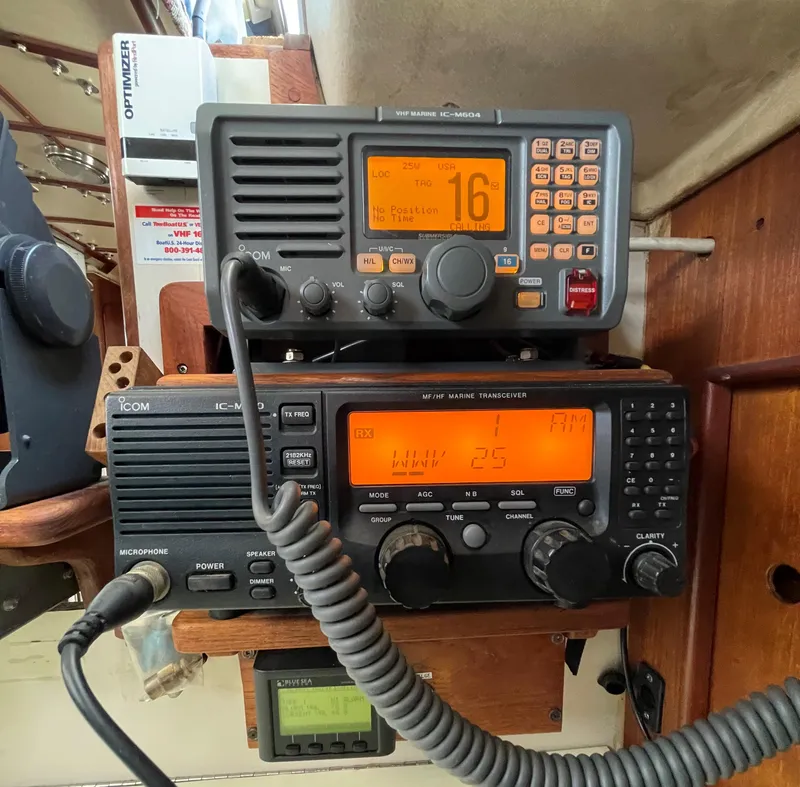 1980 Whitby Yachts 42 Center Cockpit