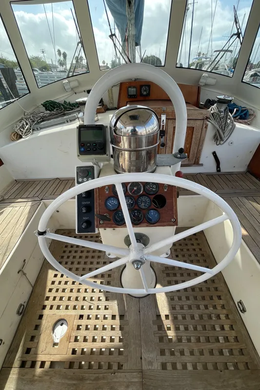 1980 Whitby Yachts 42 Center Cockpit