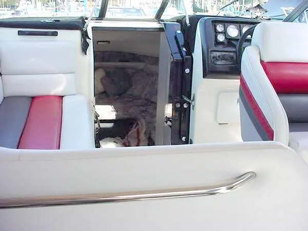 1991 Chaparral 2370
