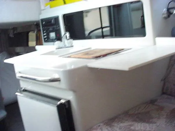 1991 Chaparral 2370