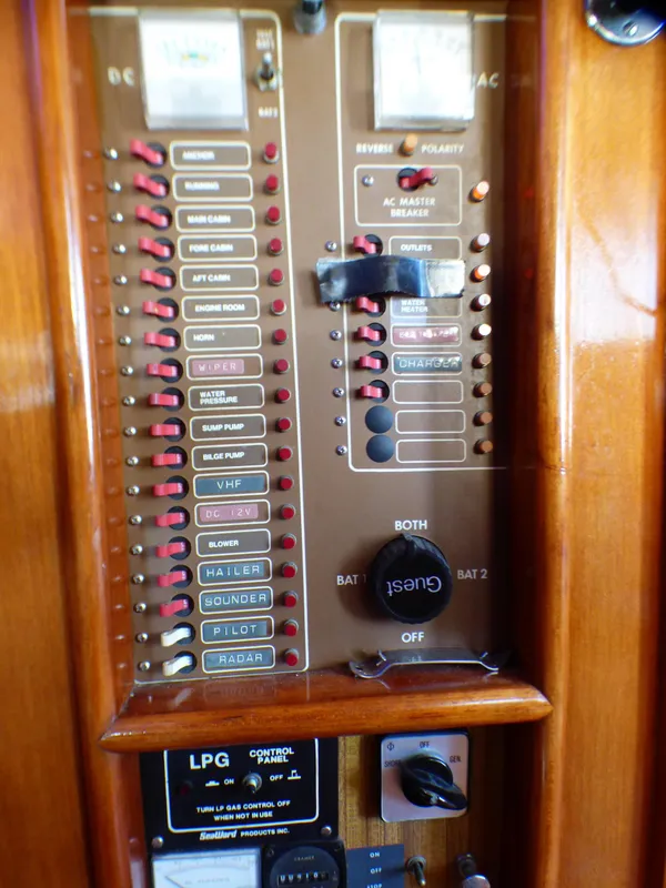 1981 Hershine Trawler