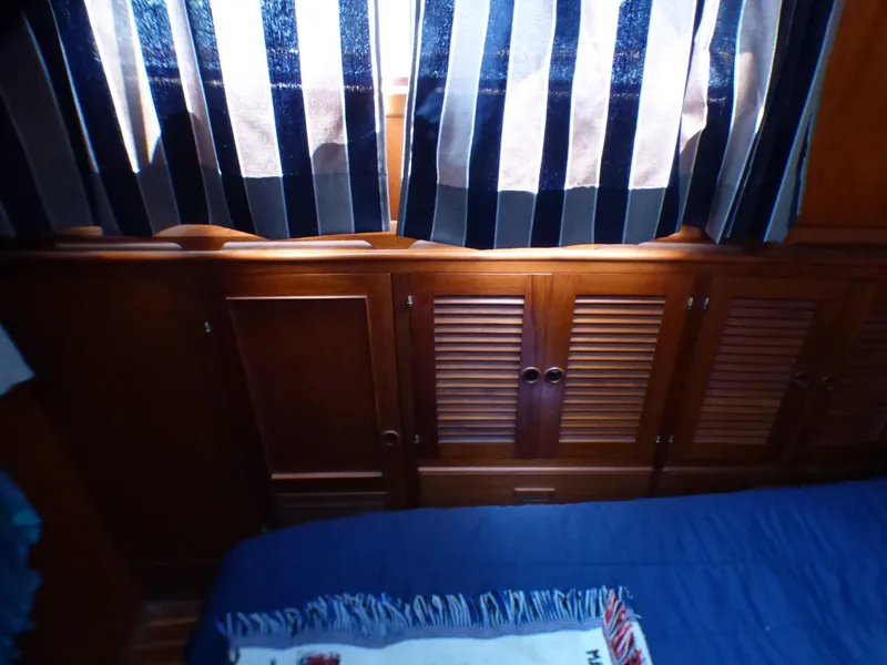 1981 Hershine Trawler