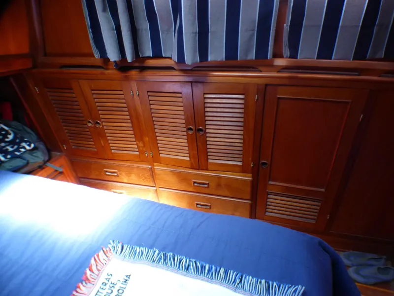 1981 Hershine Trawler