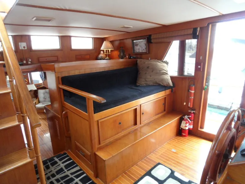 Pilothouse from starboard