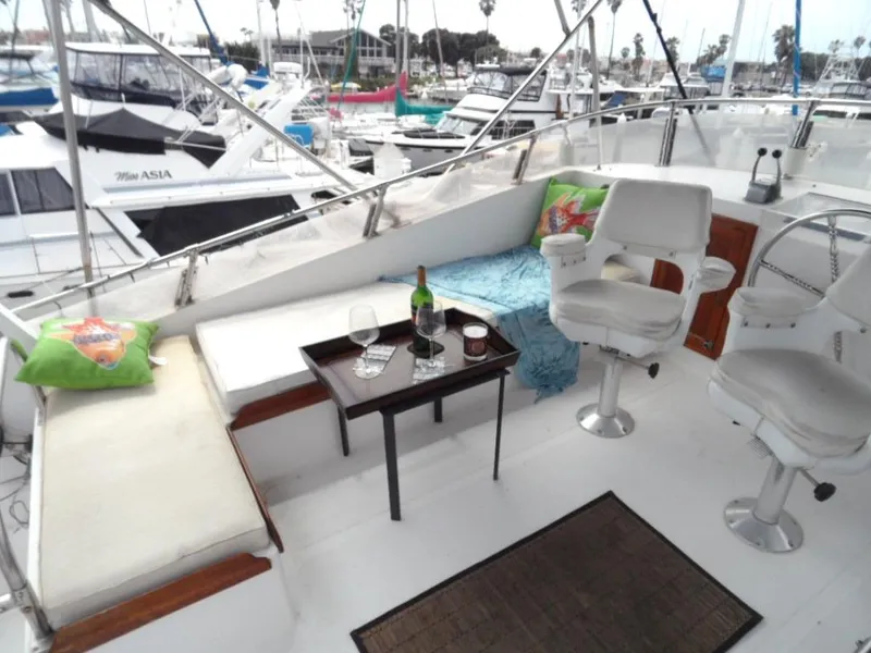 Flybridge Seating