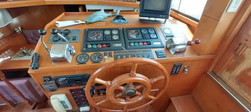 1989 CHB 42