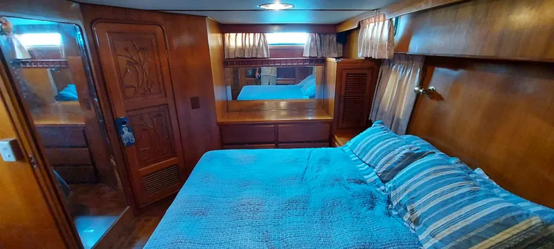 1989 CHB 42