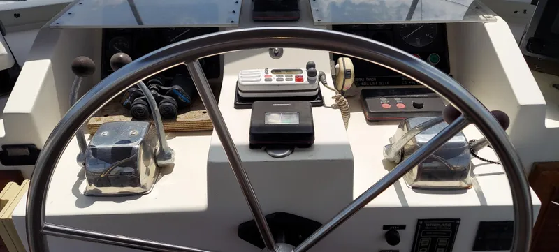 1989 CHB 42