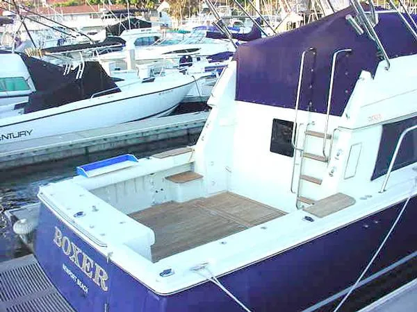 2000 Skipjack 30 Flybridge
