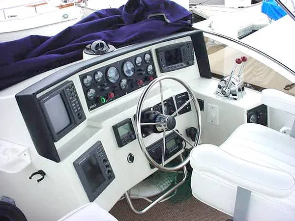 2000 Skipjack 30 Flybridge