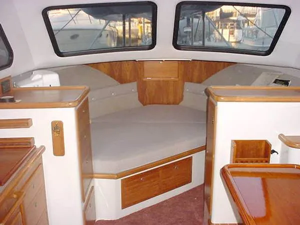 2000 Skipjack 30 Flybridge