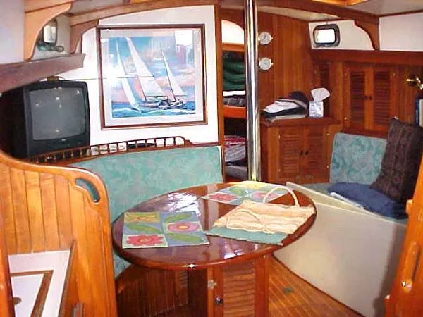 1983 Vagabond Ketch