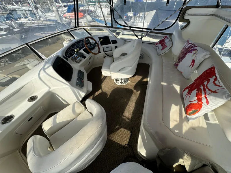 2001 Sea Ray 380 Motor Yacht