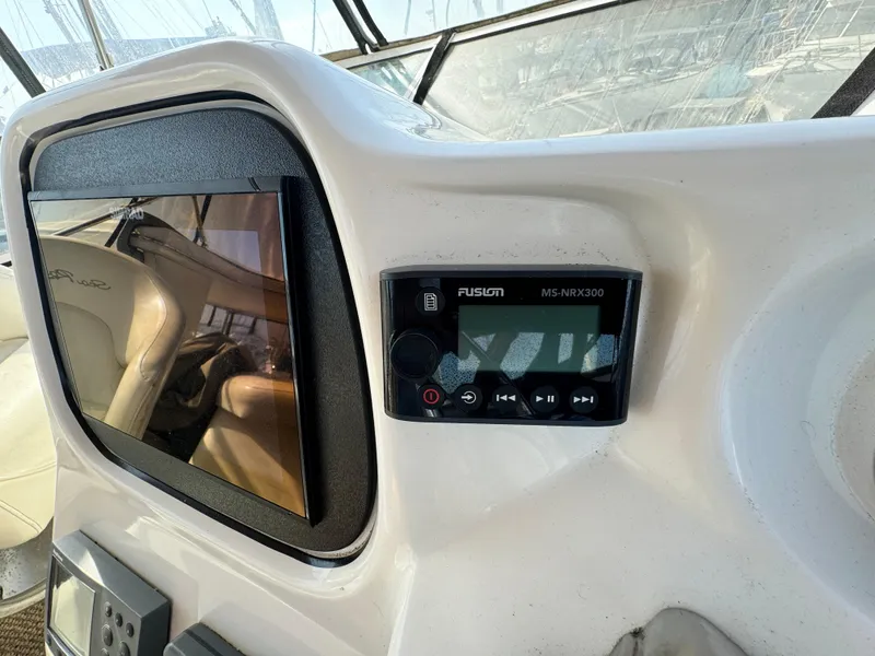 2001 Sea Ray 380 Motor Yacht