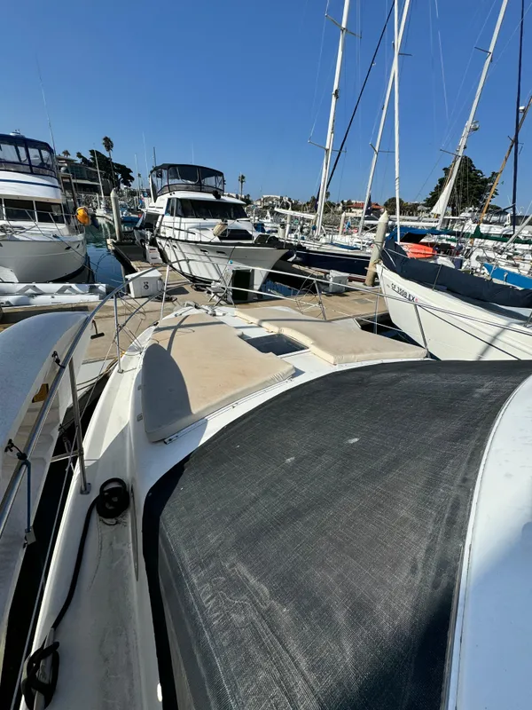 2001 Sea Ray 380 Motor Yacht