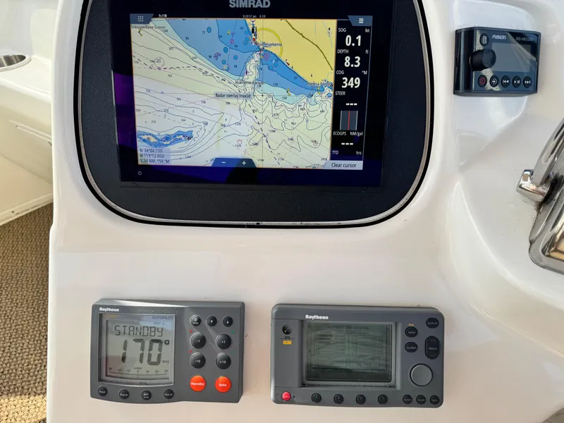 2001 Sea Ray 380 Motor Yacht