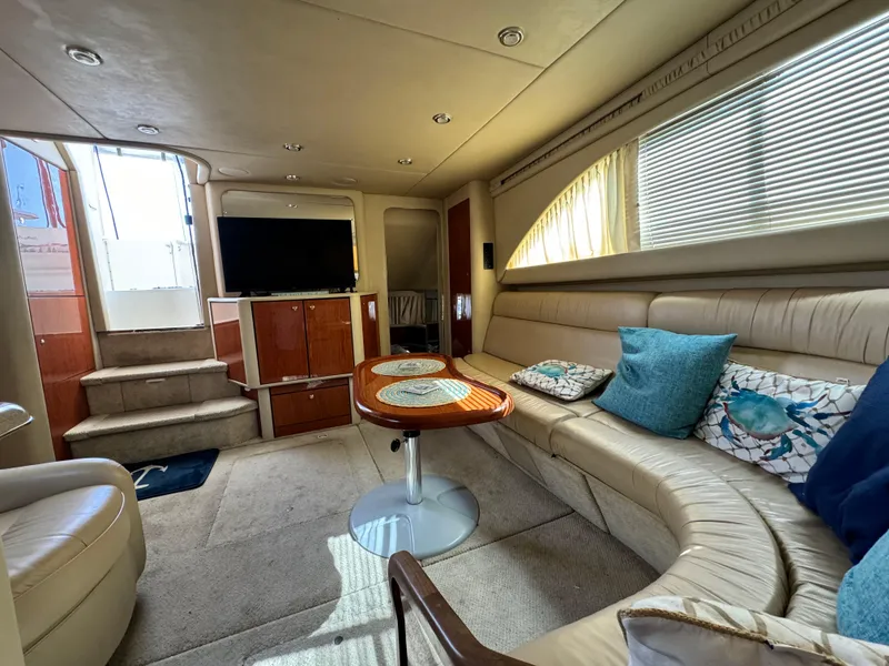 2001 Sea Ray 380 Motor Yacht