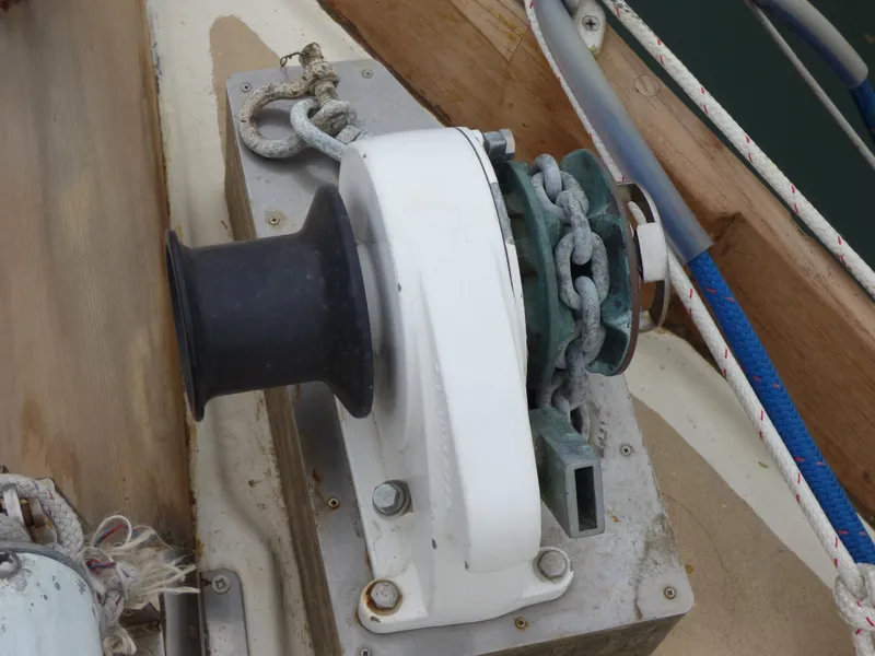 1976 Fuji 35 Cutter
