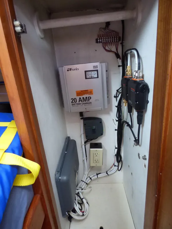 Battery CHarger