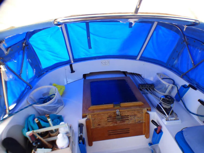 1982 Lancer Yachts Center Cockpit