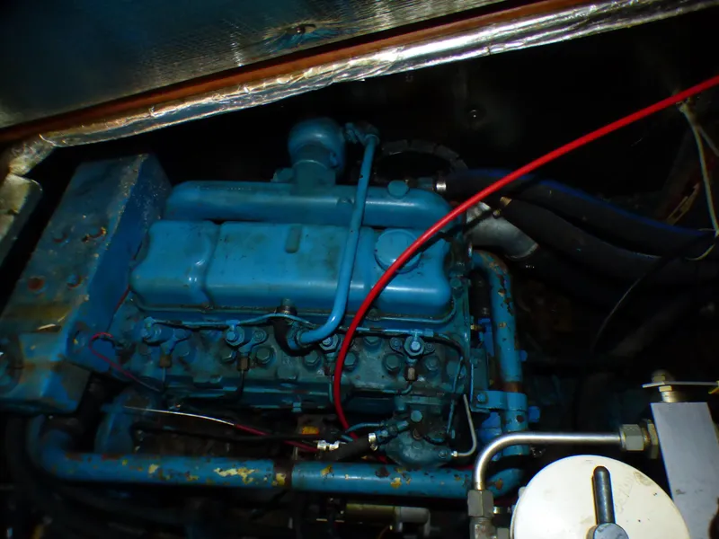 1982 Lancer Yachts Center Cockpit