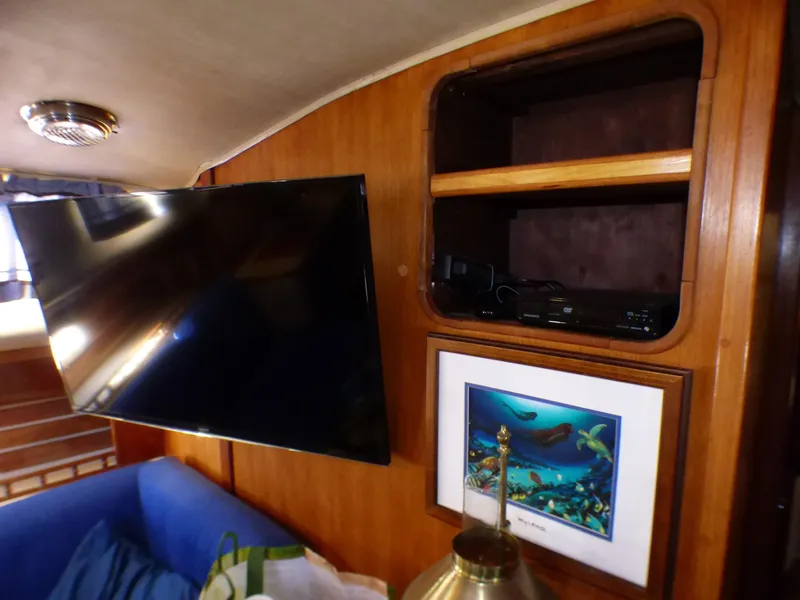 1982 Lancer Yachts Center Cockpit
