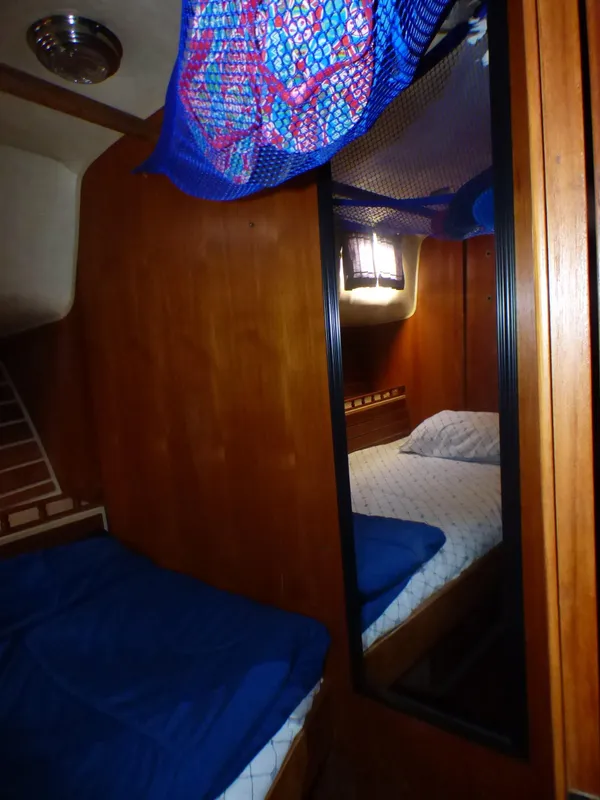 1982 Lancer Yachts Center Cockpit