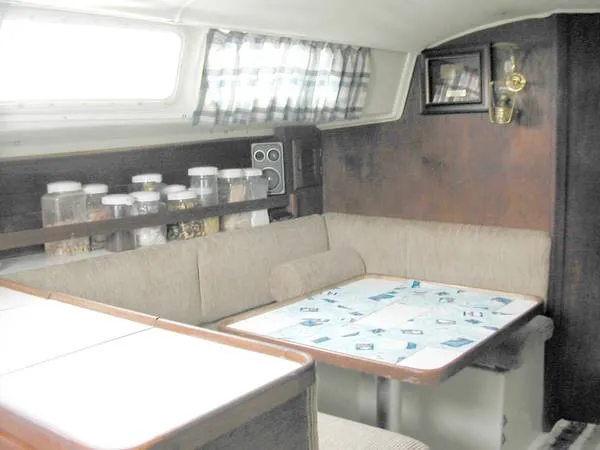 Dinette Area to Port