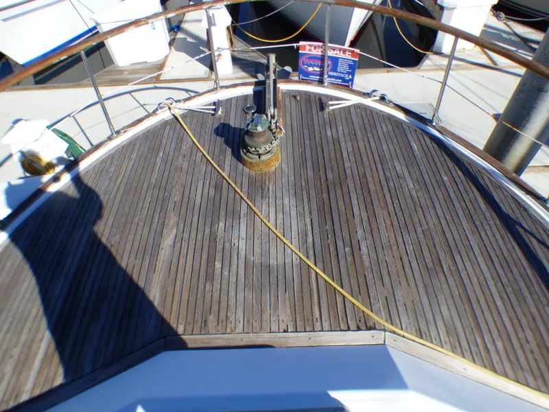 1984 Spindrift 40