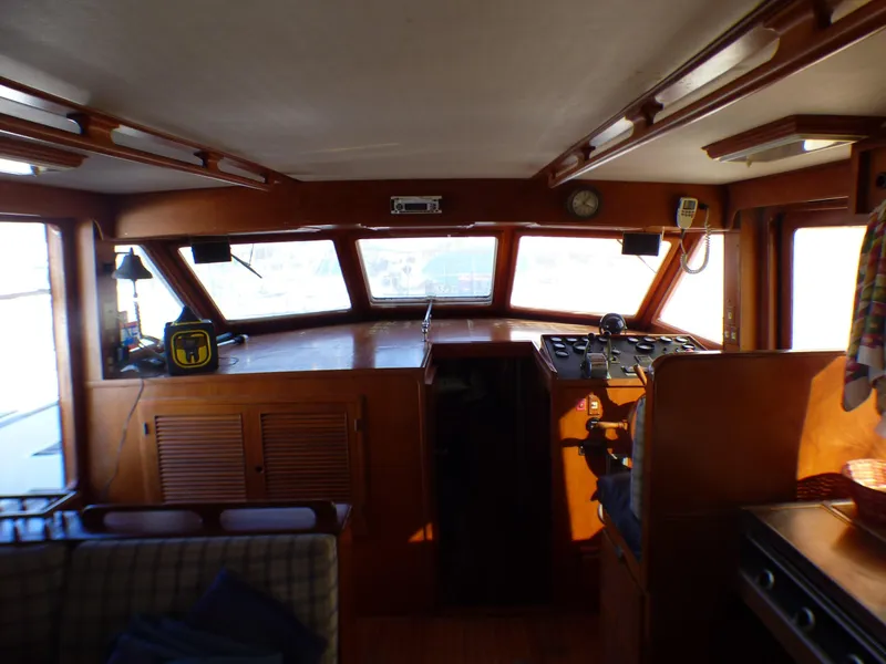 1984 Spindrift 40