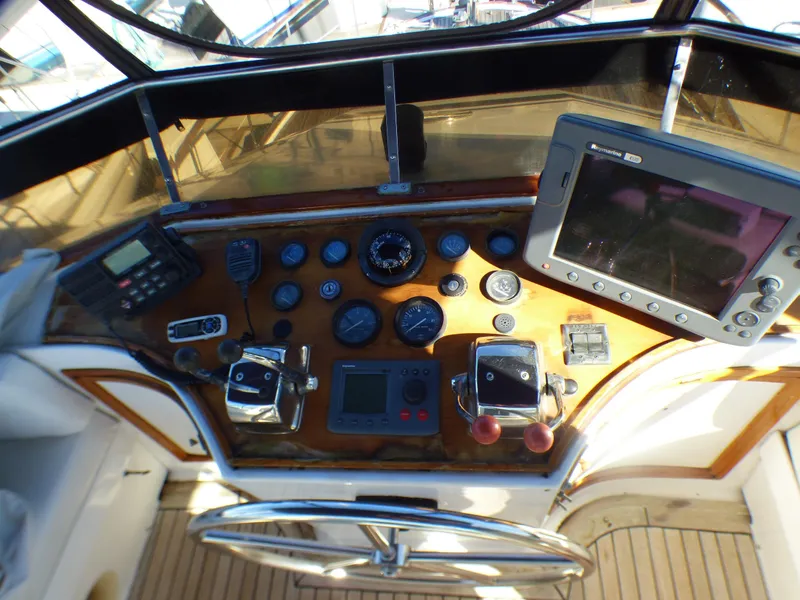 1984 Spindrift 40