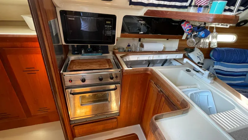 1995 Hunter 336