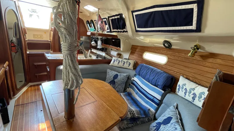 1995 Hunter 336