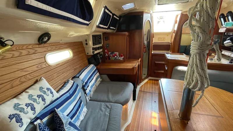 1995 Hunter 336