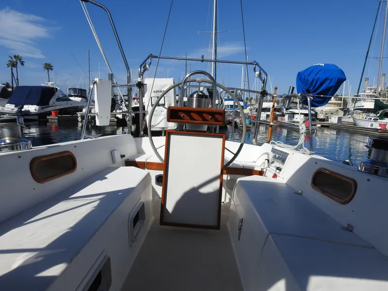 1988 Catalina 34